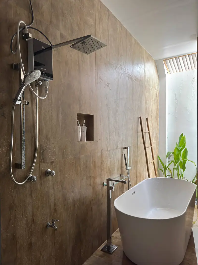 Bathtub