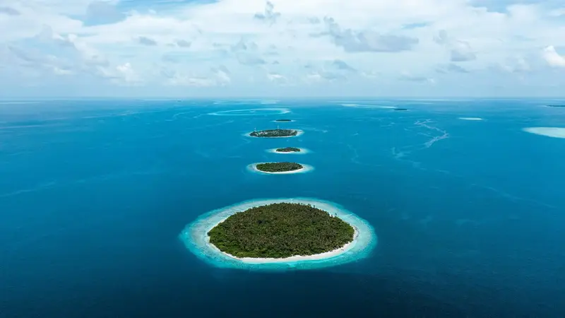Baa Atoll from the air